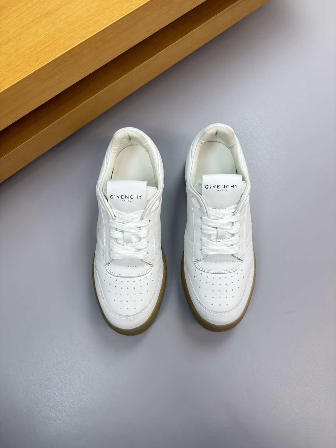 지방시(GIVENCHY) 하이엔드 콤비 캐주얼 스니커즈 신발