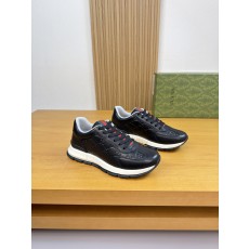 구찌(GUCCI) 하이엔드 엠보 로고 캐주얼 스니커즈 신발