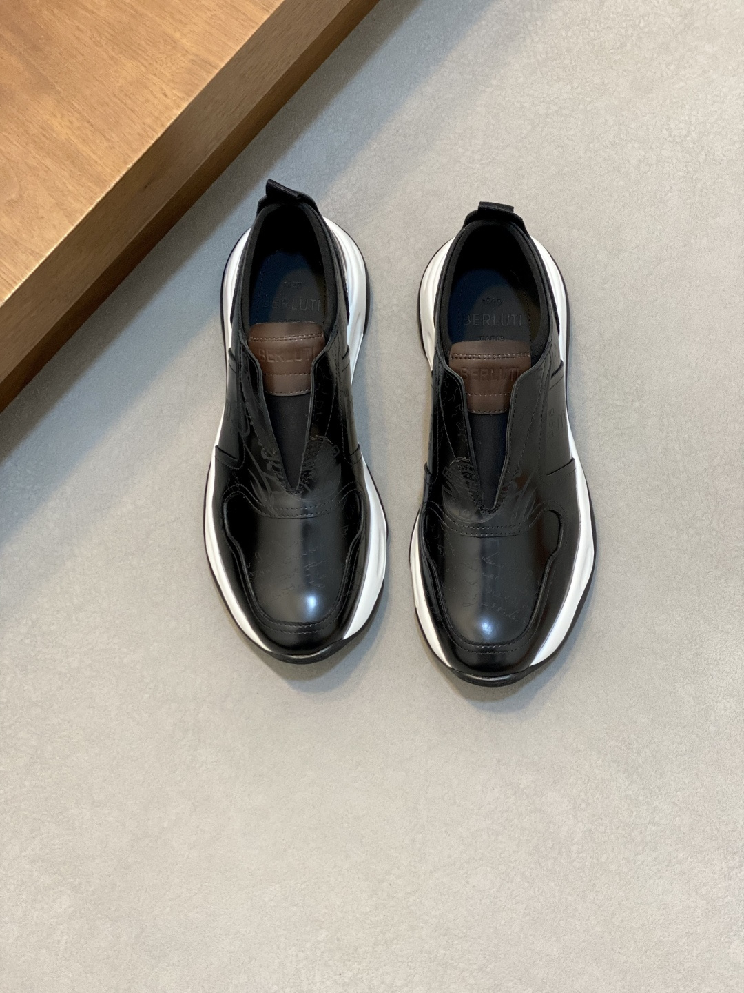 벨루티(Berluti) 핸드메이드 파티나 미드탑 슈즈 스니커즈 신발