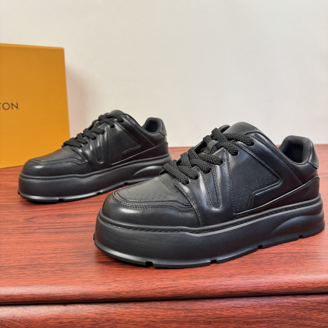 루이비통(LV) 헤리티지 프리미엄 키높이 스니커즈 신발