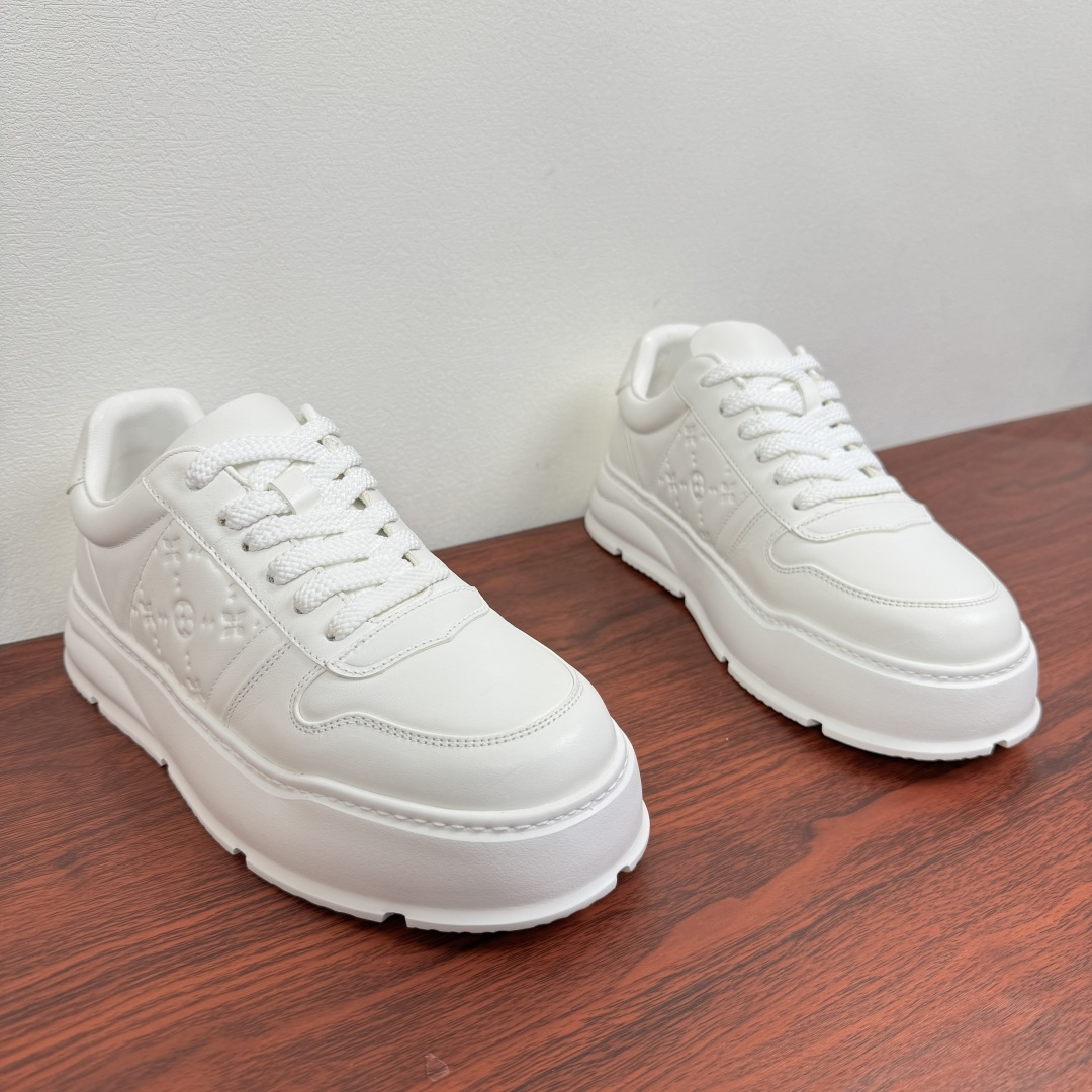 루이비통(LV) 헤리티지 프리미엄 키높이 스니커즈 신발