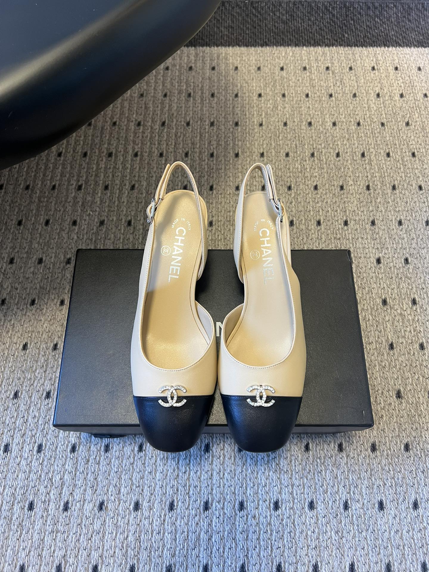 샤넬(CHANEL) 슬링백 펌프스 신발