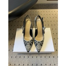 디올(DIOR) 포인티드 토 리본 하이힐 신발