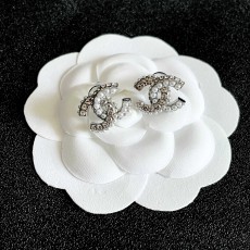 샤넬(CHANEL) 레터링 귀걸이 악세사리