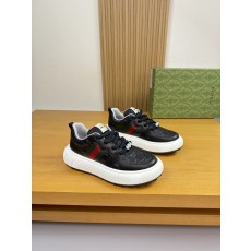 구찌(GUCCI) 하이엔드 엠보 로고 스니커즈 신발