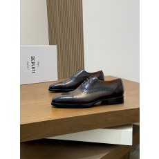 벨루티(Berluti) 하이엔드 수작업 파티나 드레스 슈즈 구두 신발