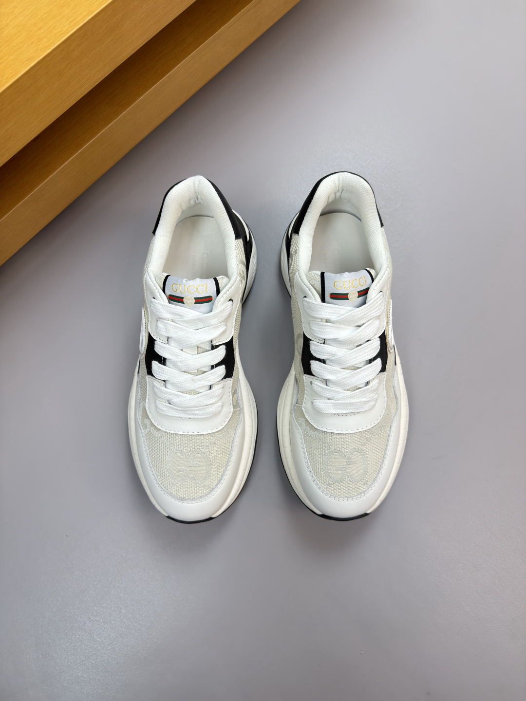 구찌(GUCCI) 하이엔드 주얼 모듈 스니커즈 신발