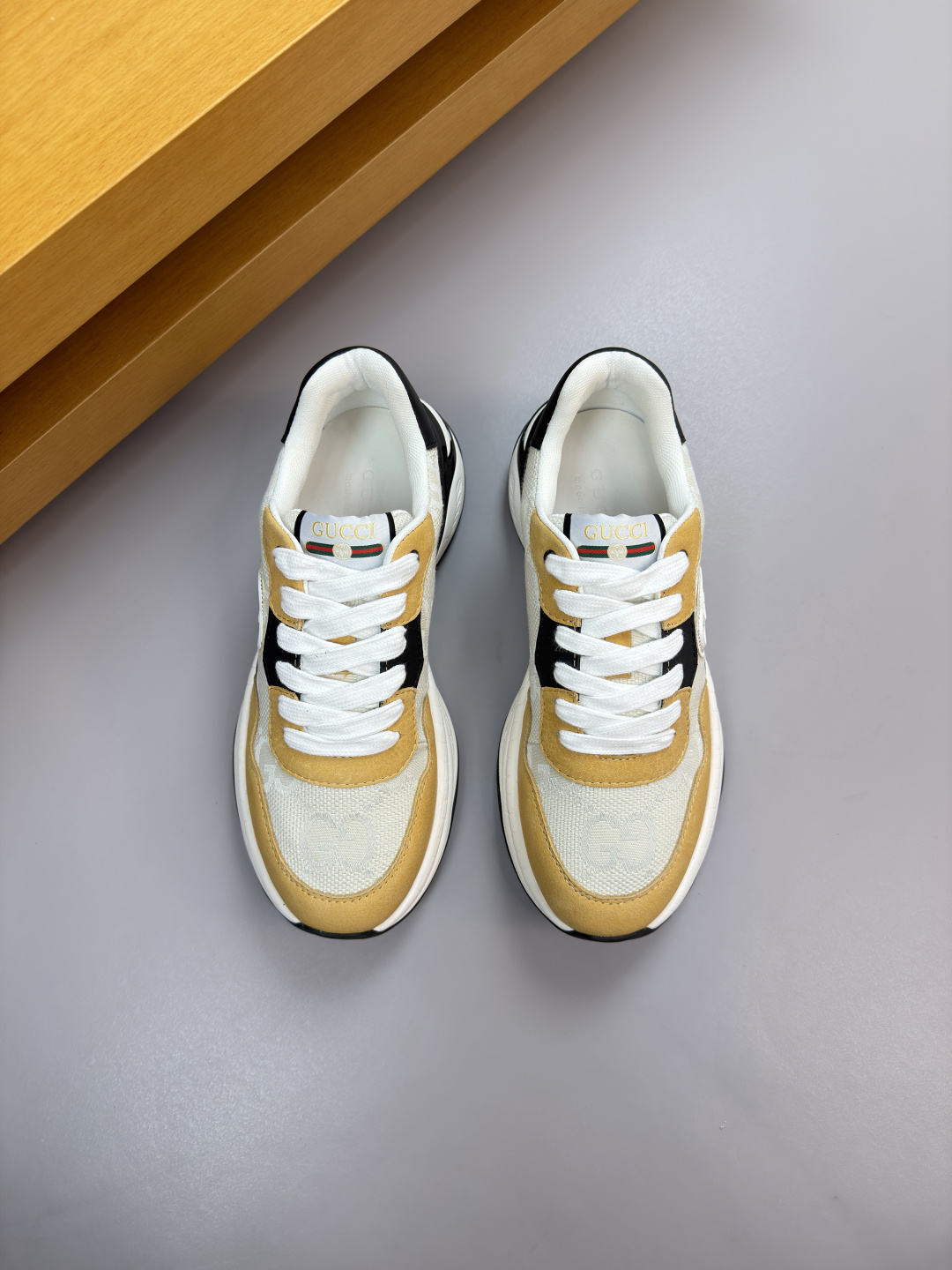 구찌(GUCCI) 하이엔드 주얼 모듈 스니커즈 신발