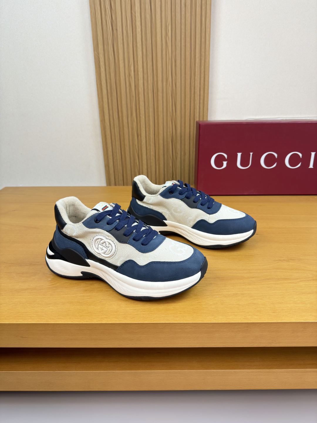 구찌(GUCCI) 하이엔드 주얼 모듈 스니커즈 신발