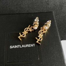 생로랑(YSL) 귀걸이 악세사리