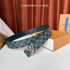 루이비통(LV) 가죽 벨트