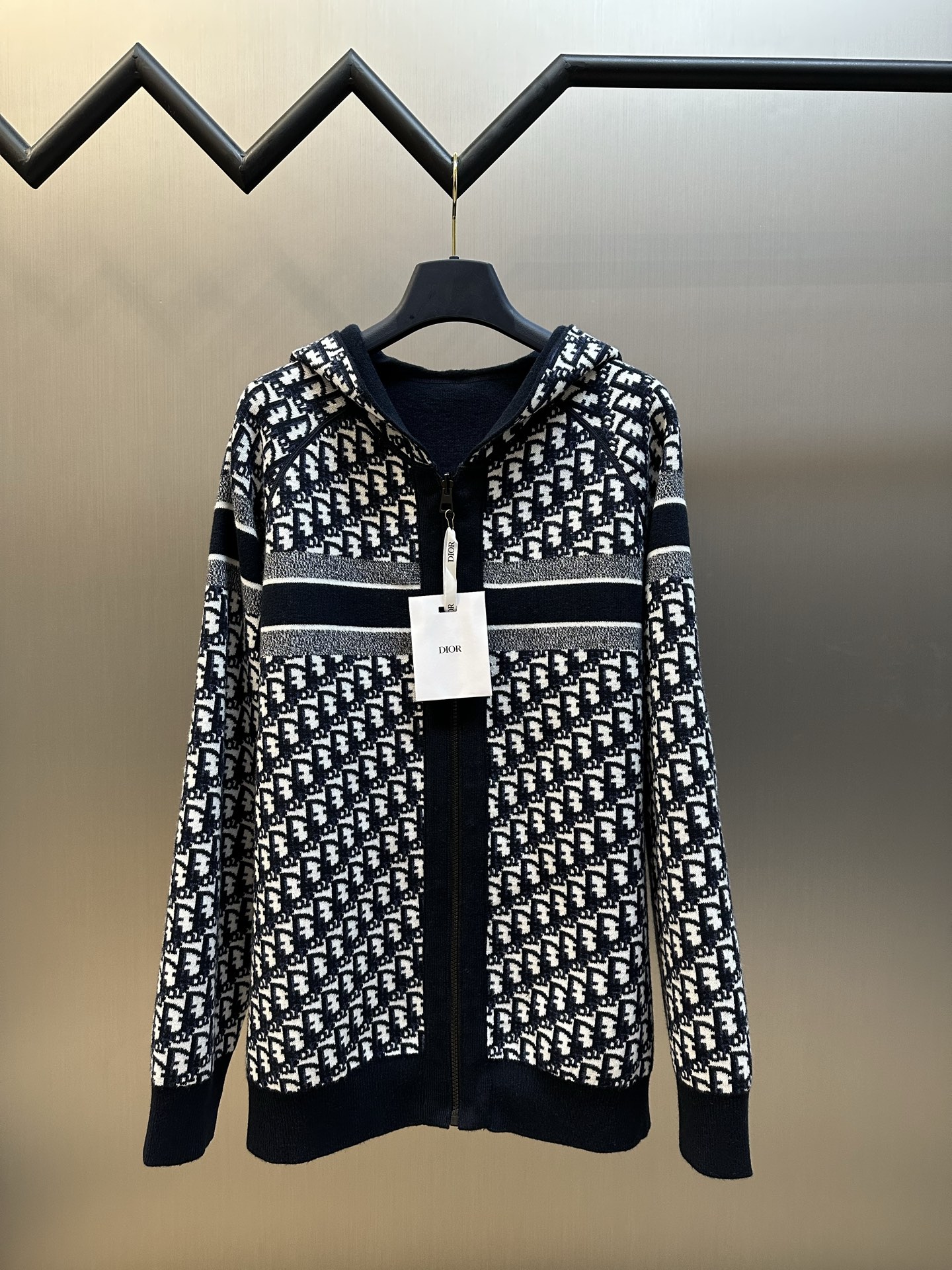 디올(DIOR) 리버서블 후드 집업 가디건 의류