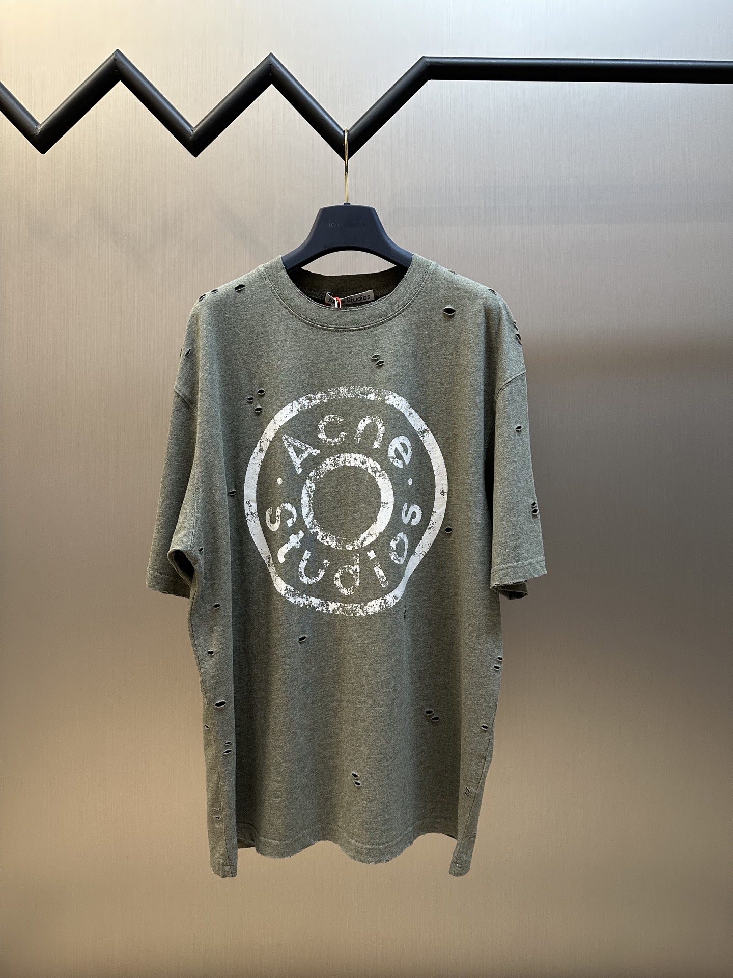 아크네(Acne studios) 빈티지 프린트 반팔 티셔츠 의류