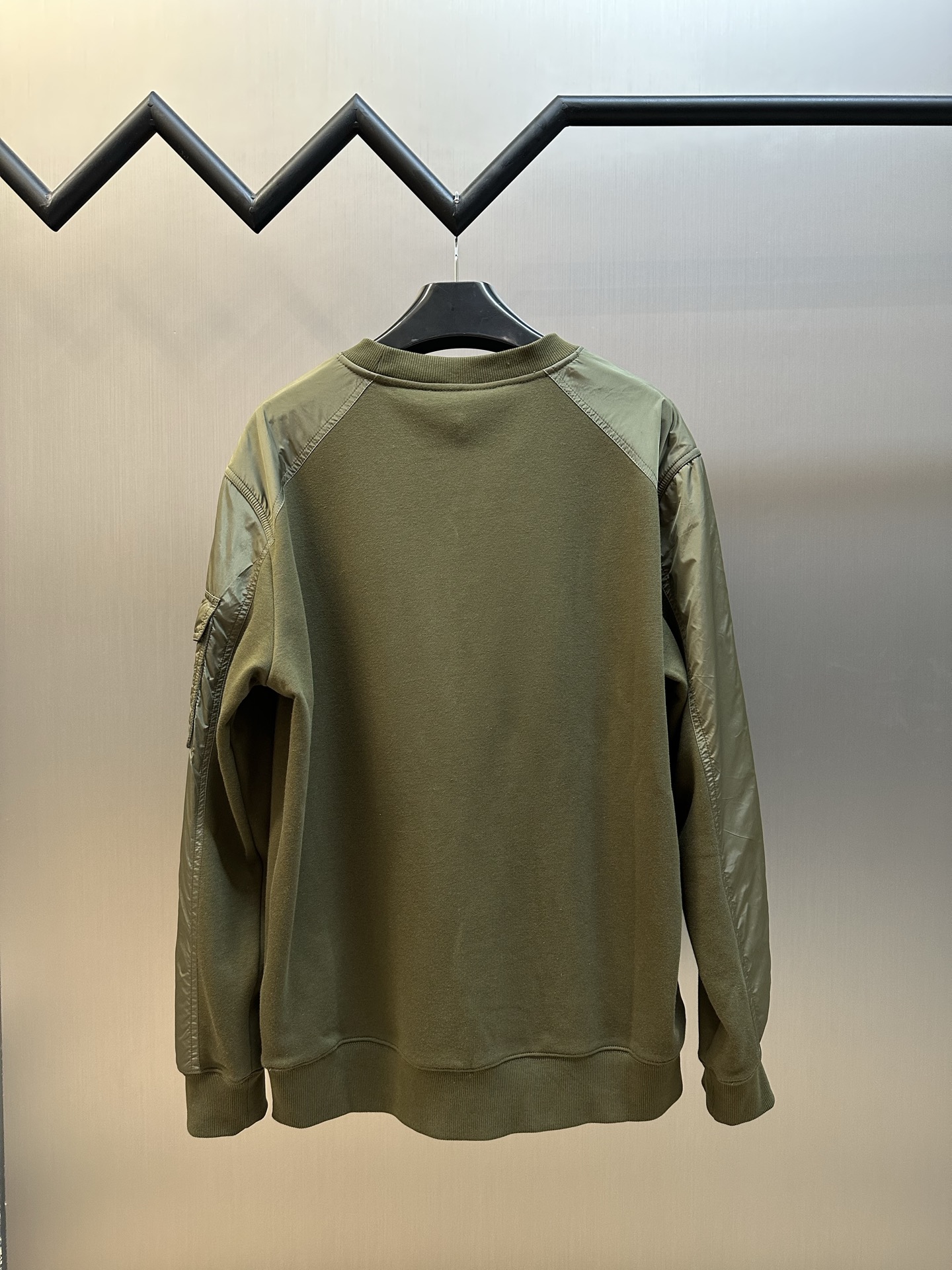 몽클레어 몽클레르(MONCLER) 포켓 믹스 스웨트셔츠 의류