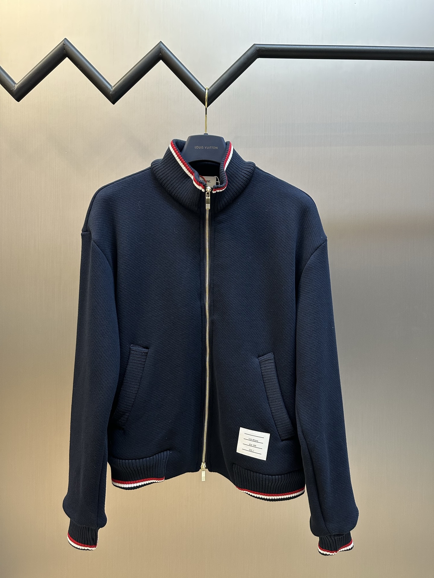 톰브라운(Thom Browne) 태그 집업 스탠드칼라 재킷 의류