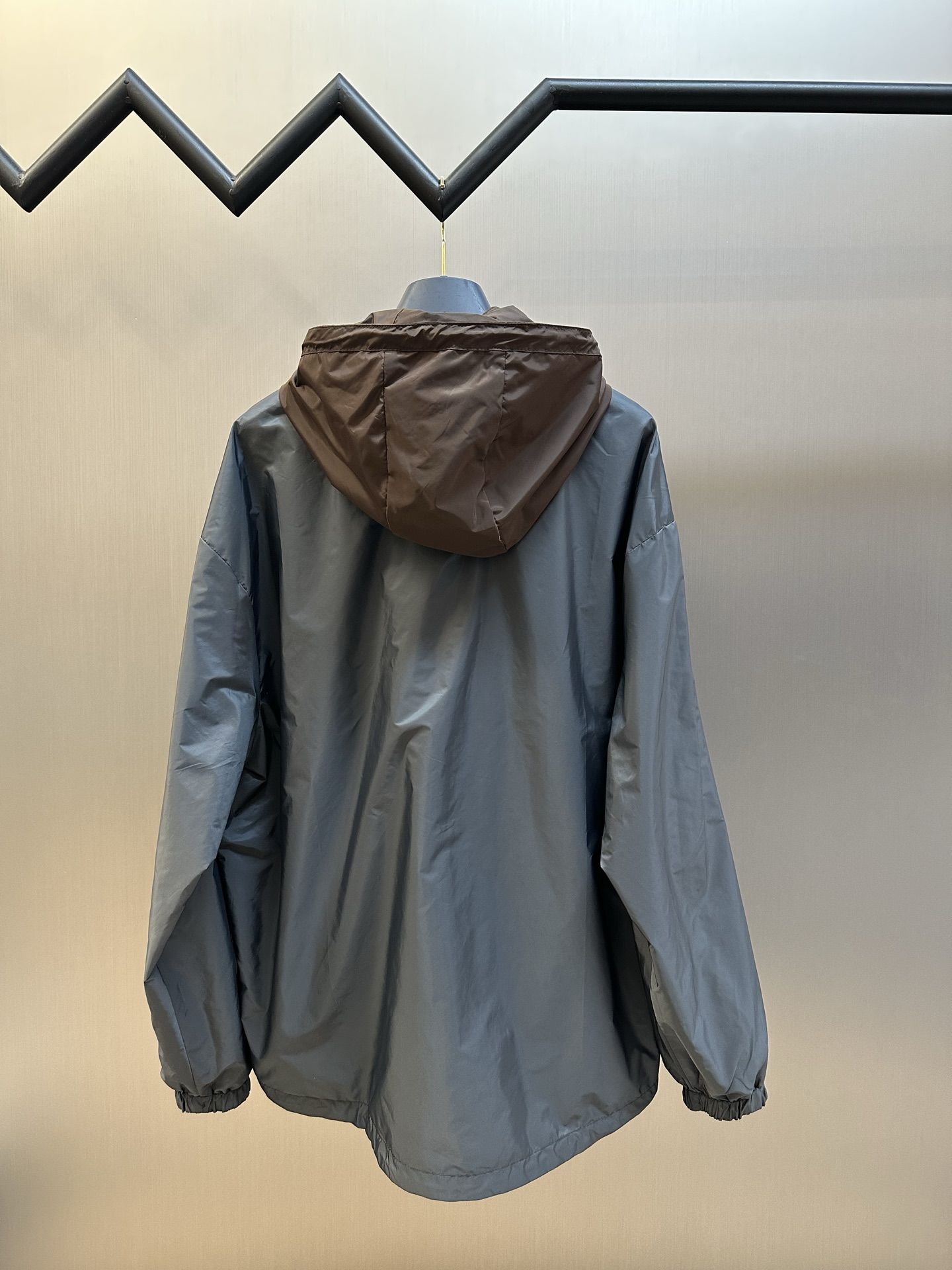 프라다(PRADA) 리버시블 재킷 의류