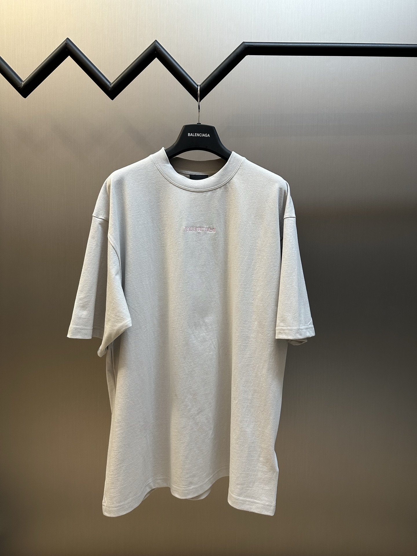 발렌시아가(Balenciaga) 레터 자수 반팔 티셔츠 의류