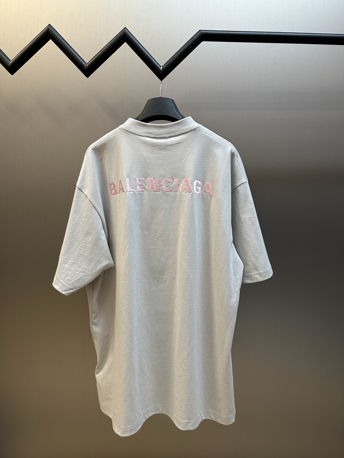 발렌시아가(Balenciaga) 레터 자수 반팔 티셔츠 의류