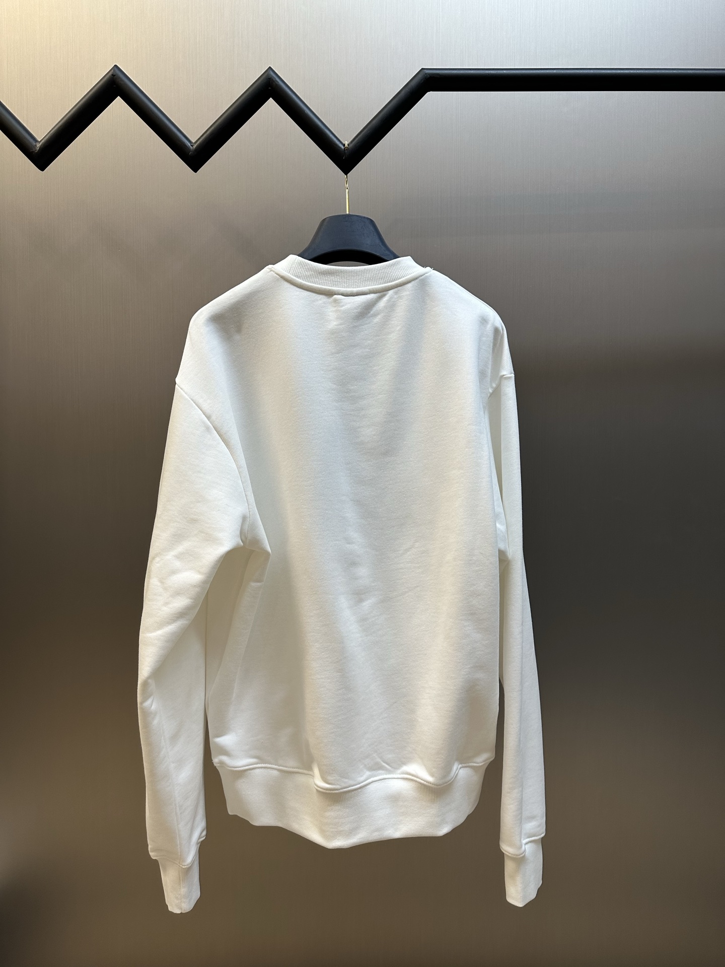 디올(DIOR) 클로버 크루넥 셔츠 의류