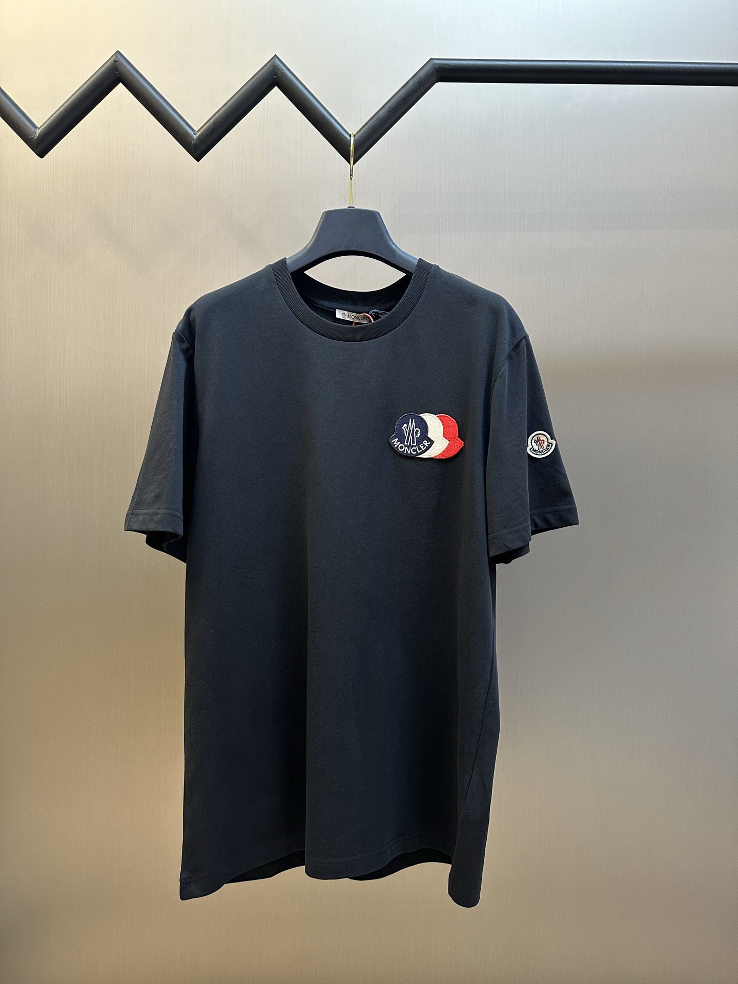 몽클레어 몽클레르(MONCLER)  패치 로고 반팔 의류