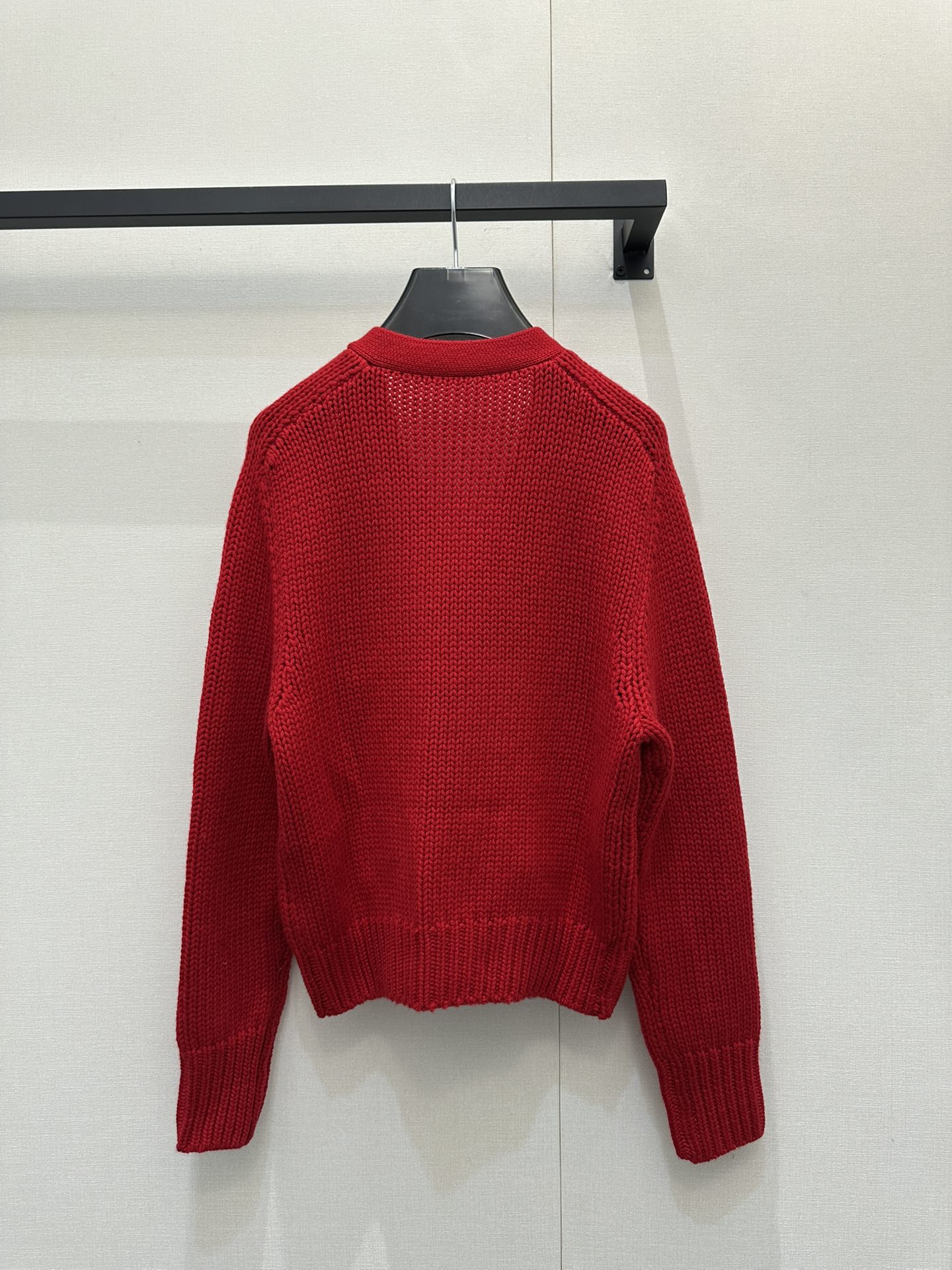 셀린느(CELINE) 화이트 & 레드 트리오페 캐시미어 가디건 의류