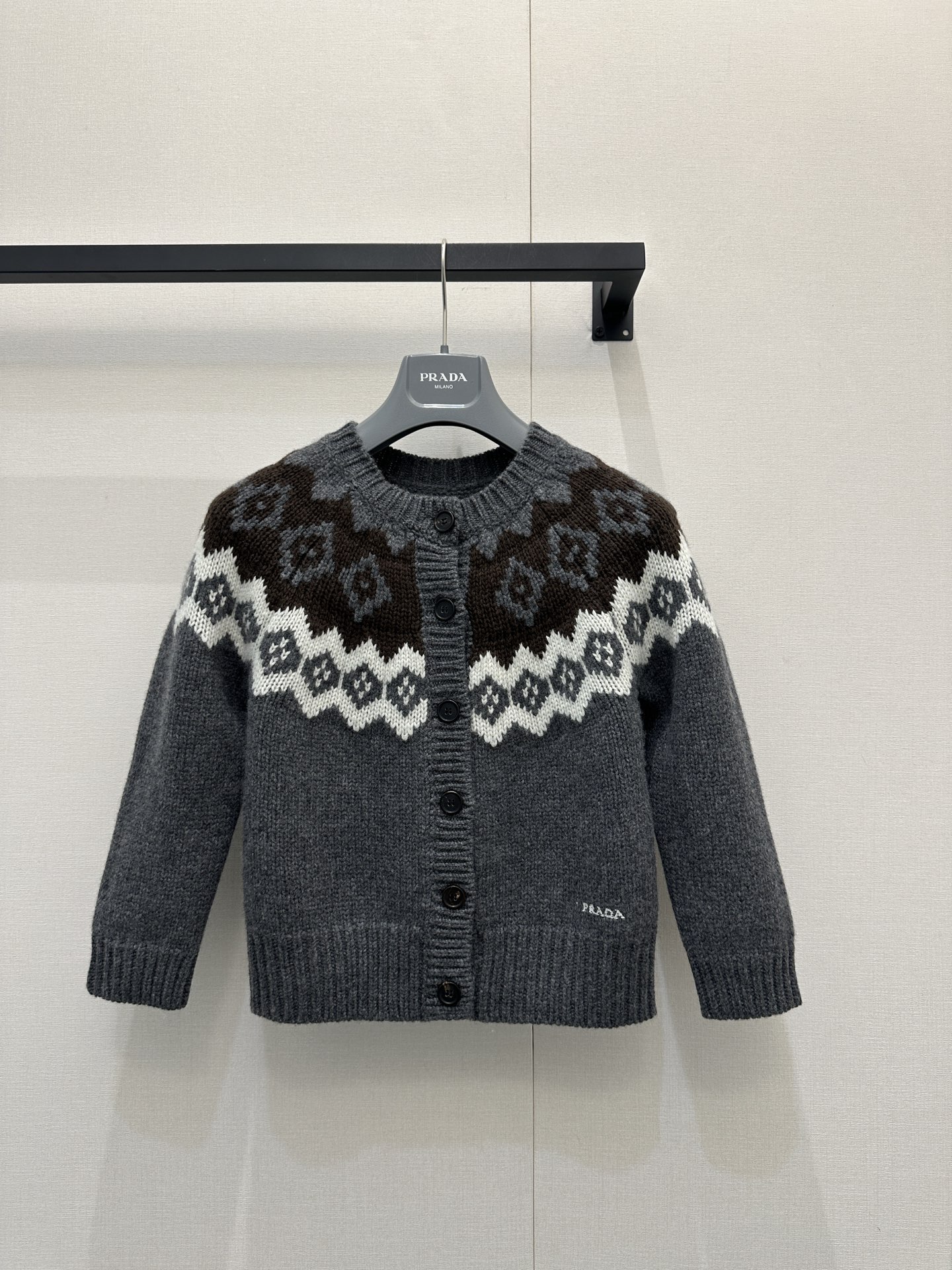 prada 프라다 클래식 페어아일 자카드 캐시미어 가디건 의류