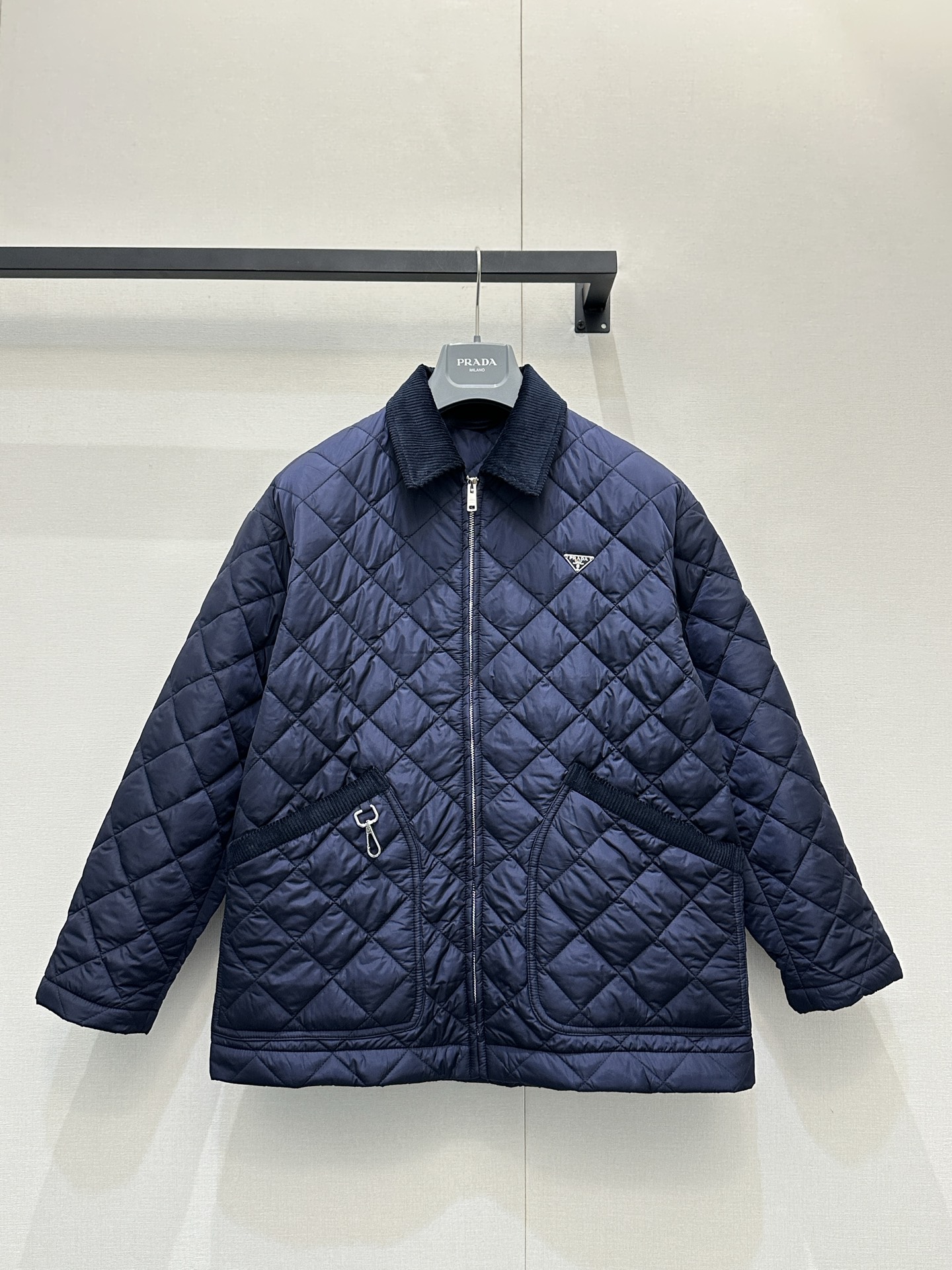 Prada 프라다 새틴 퀼팅 워크웨어 자켓 재킷 의류