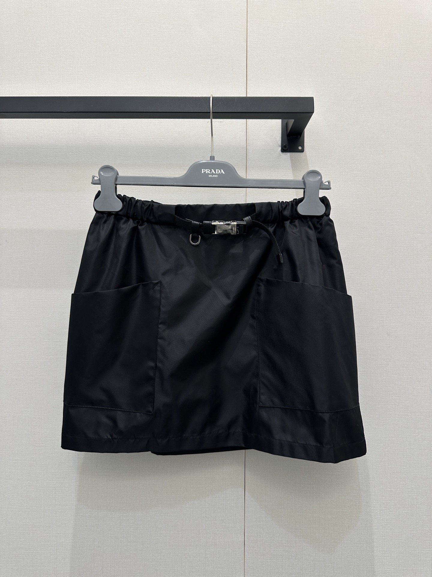 Prada 프라다 리나일론 벨티드 카고 미니 스커트 치마 의류