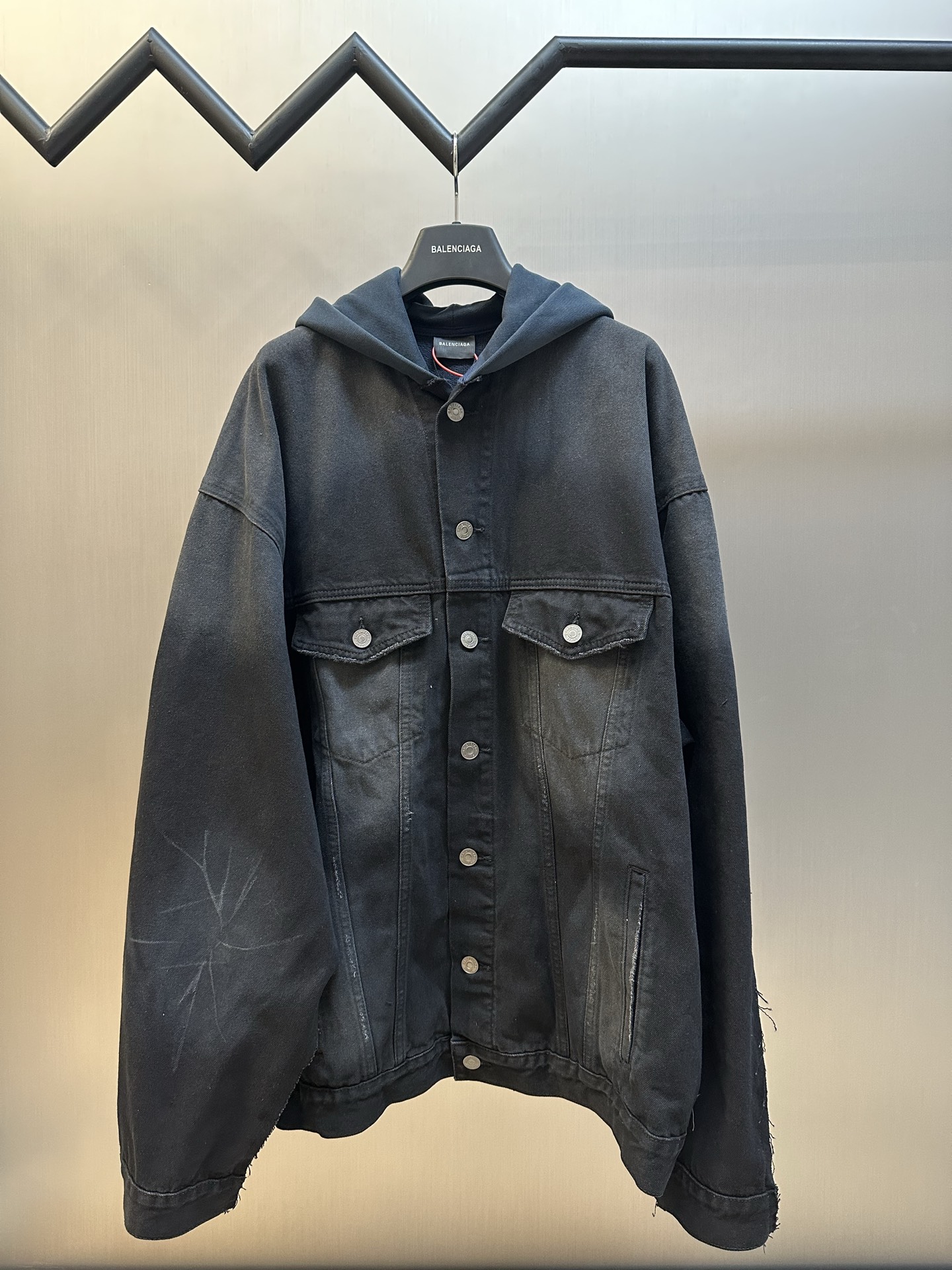 발렌시아가(Balenciaga) 자수 후드 데님 재킷 의류