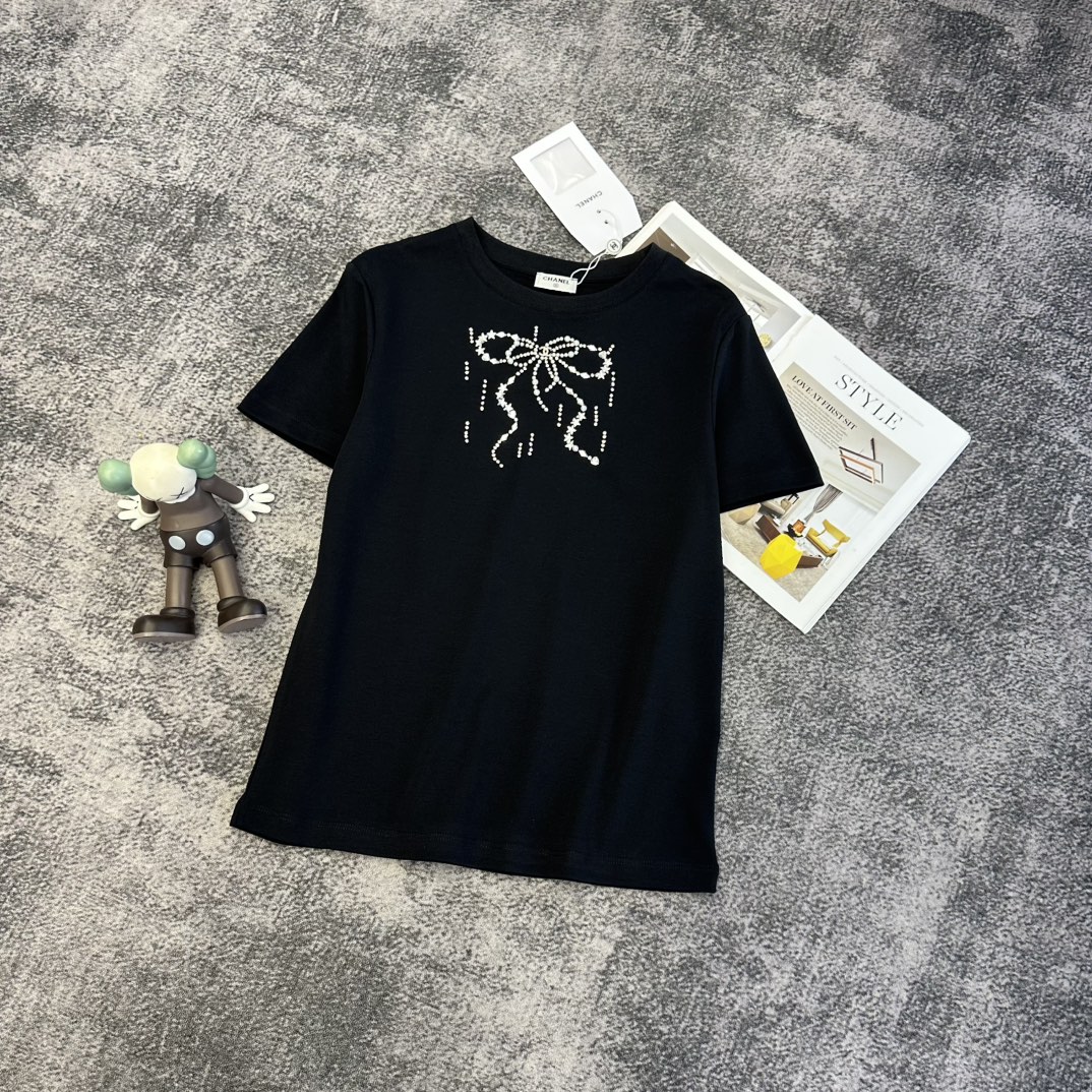Chanel 샤넬 시그니처 로고 반팔 티셔츠 의류