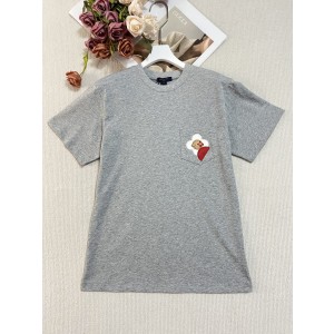 Louis Vuitton LV 루이비통 가죽 패치 클로버 반팔 티셔츠 의류