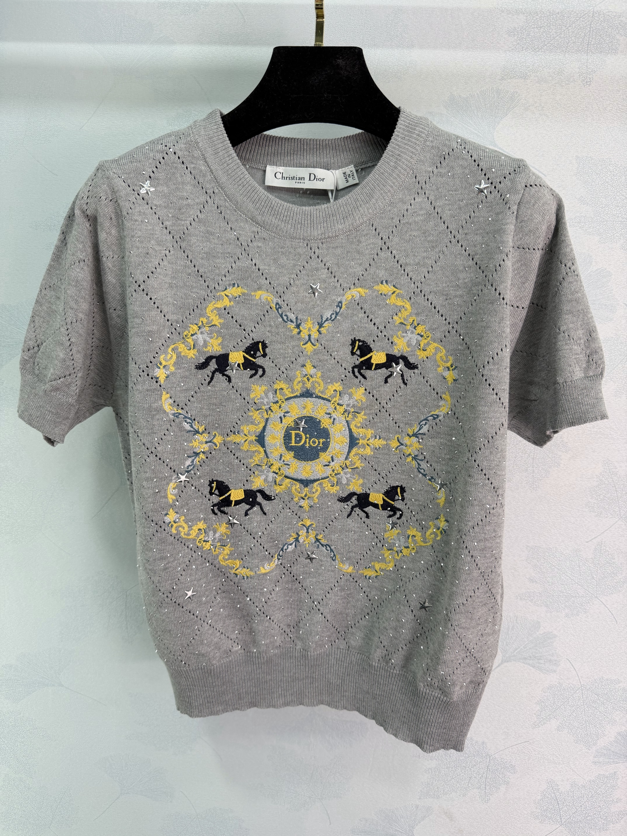 Dior 디올 호스(Horse) 엠브로이더리 쥬얼리 니트 반팔 의류