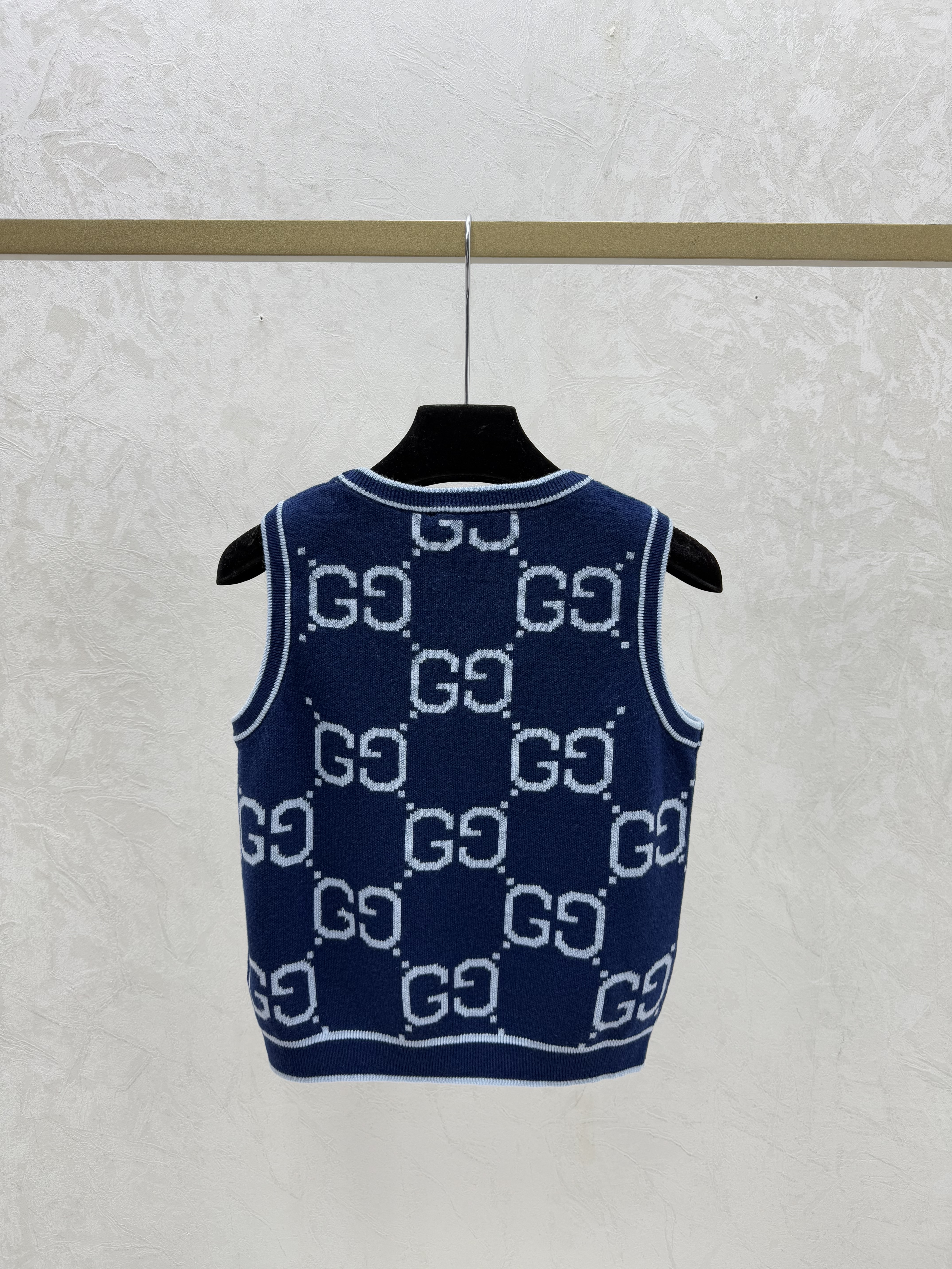 GUCCI 구찌 프리미엄 슬리브리스 민소매 나시 베스트 의류