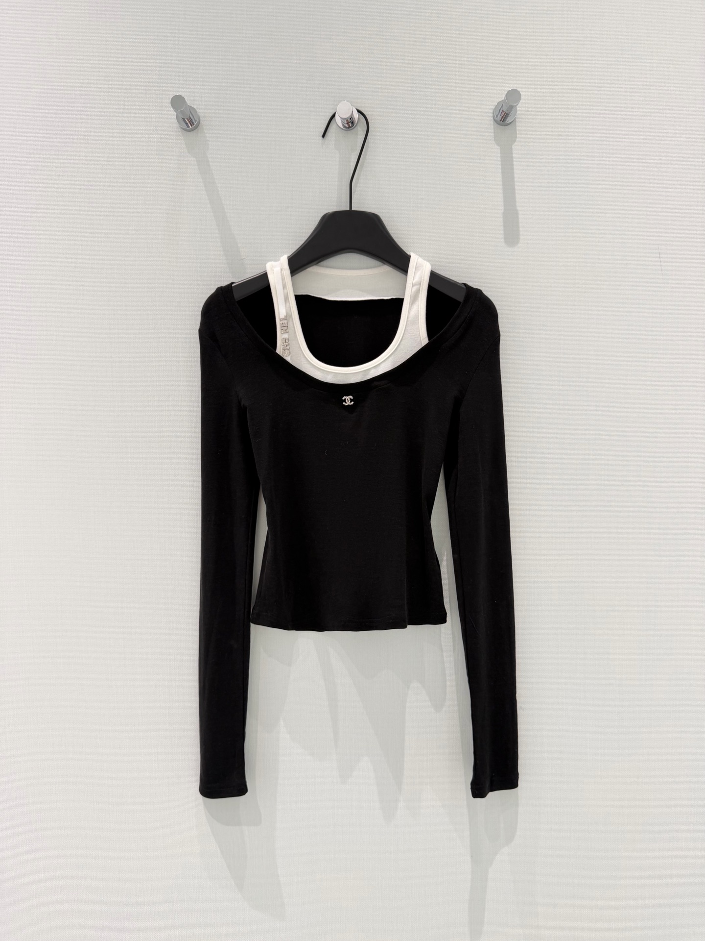 Chanel 샤넬 텐셀 울 레이어드 쥬얼리 버튼 긴팔 티셔츠 의류