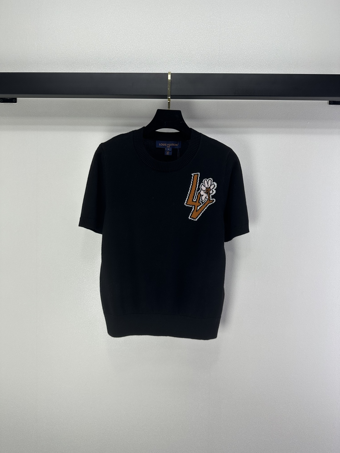 Louis Vuitton(루이비통) LV 플라워 자수 니트 반팔 의류