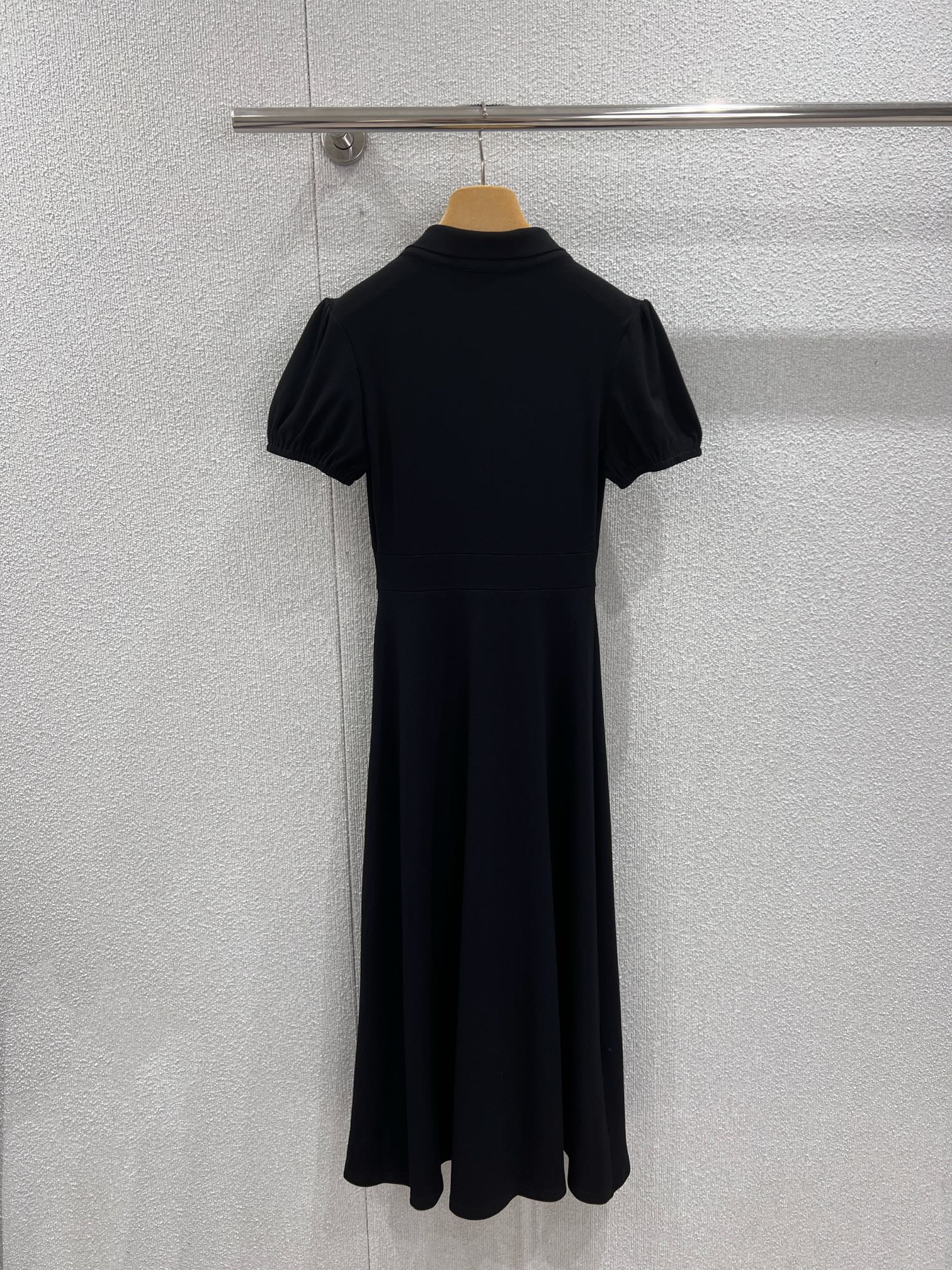 miumiu (미우미우) 리본 스트랩 블랙 원피스 의류