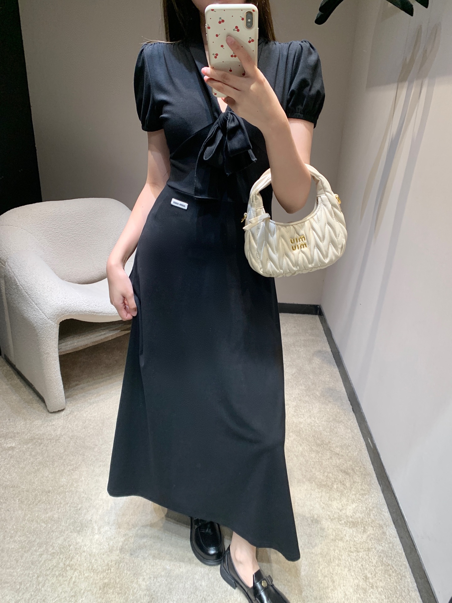 miumiu (미우미우) 리본 스트랩 블랙 원피스 의류