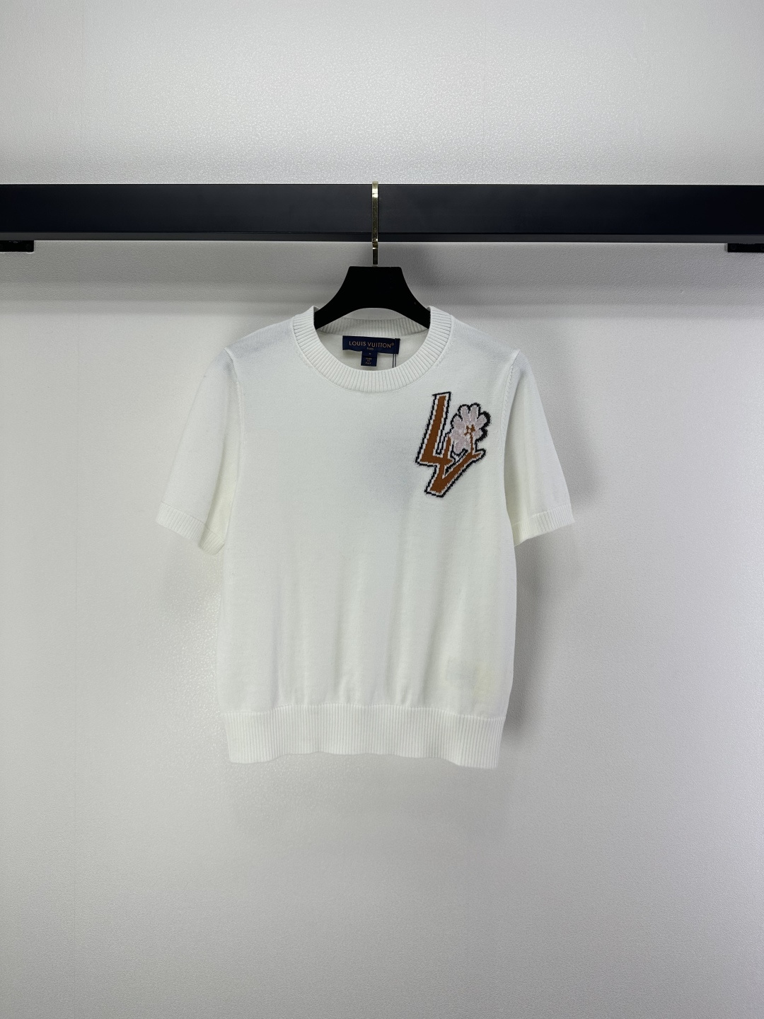 Louis Vuitton(루이비통) LV 플라워 자수 니트 반팔 의류