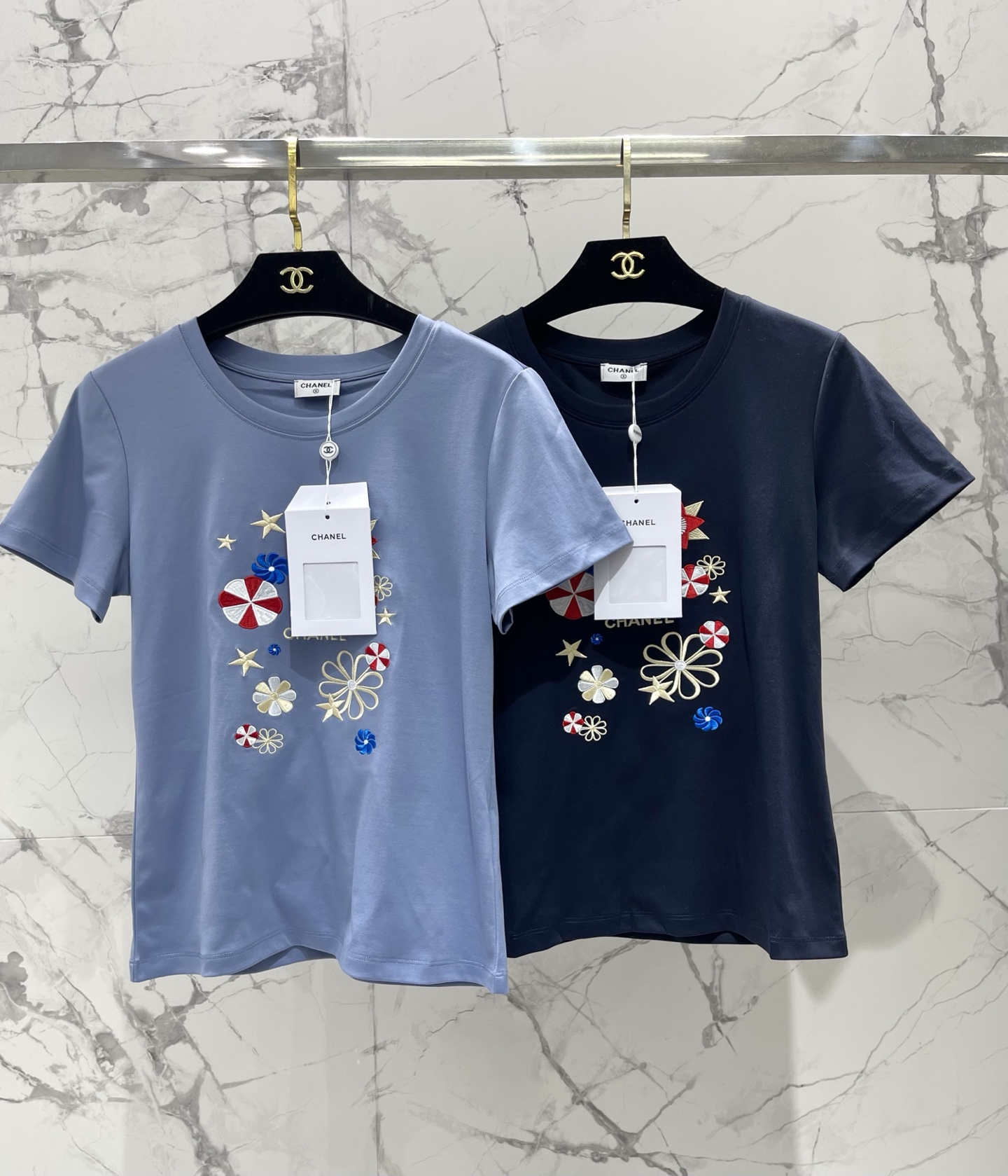 Chanel 샤넬 시그니처 정교 자수 코튼 반팔 티셔츠 의류