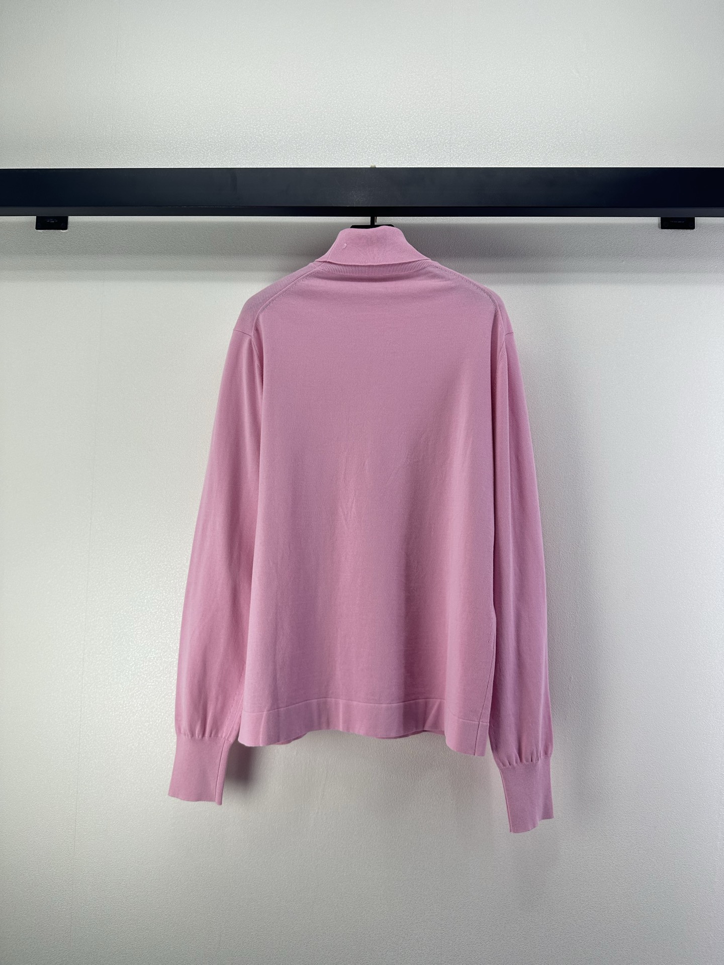 PRADA 프라다 소프트 멜로우 핑크 하이넥 터틀넥 긴팔 니트 의류