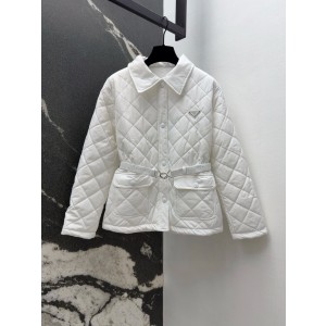 PRADA 프라다 다이아몬드 퀼팅 삼각 로고 벨티드 패딩 자켓 재킷 의류