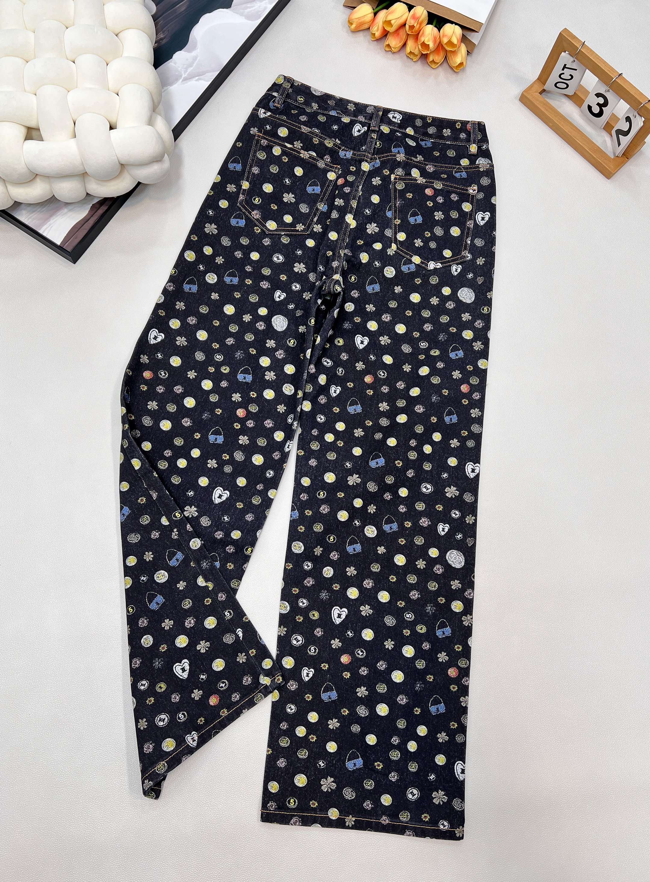 Chanel 샤넬 3D 컬러풀 로고 믹스 흑백 데님 팬츠 바지 의류