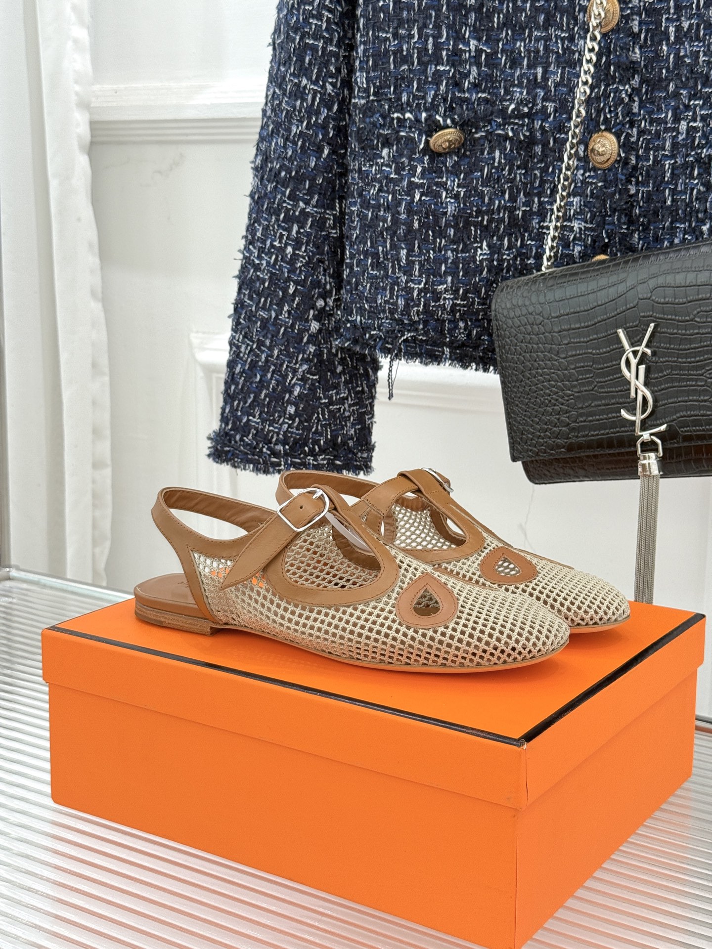 에르메스(HERMES) 메쉬 플랫 샌들 신발