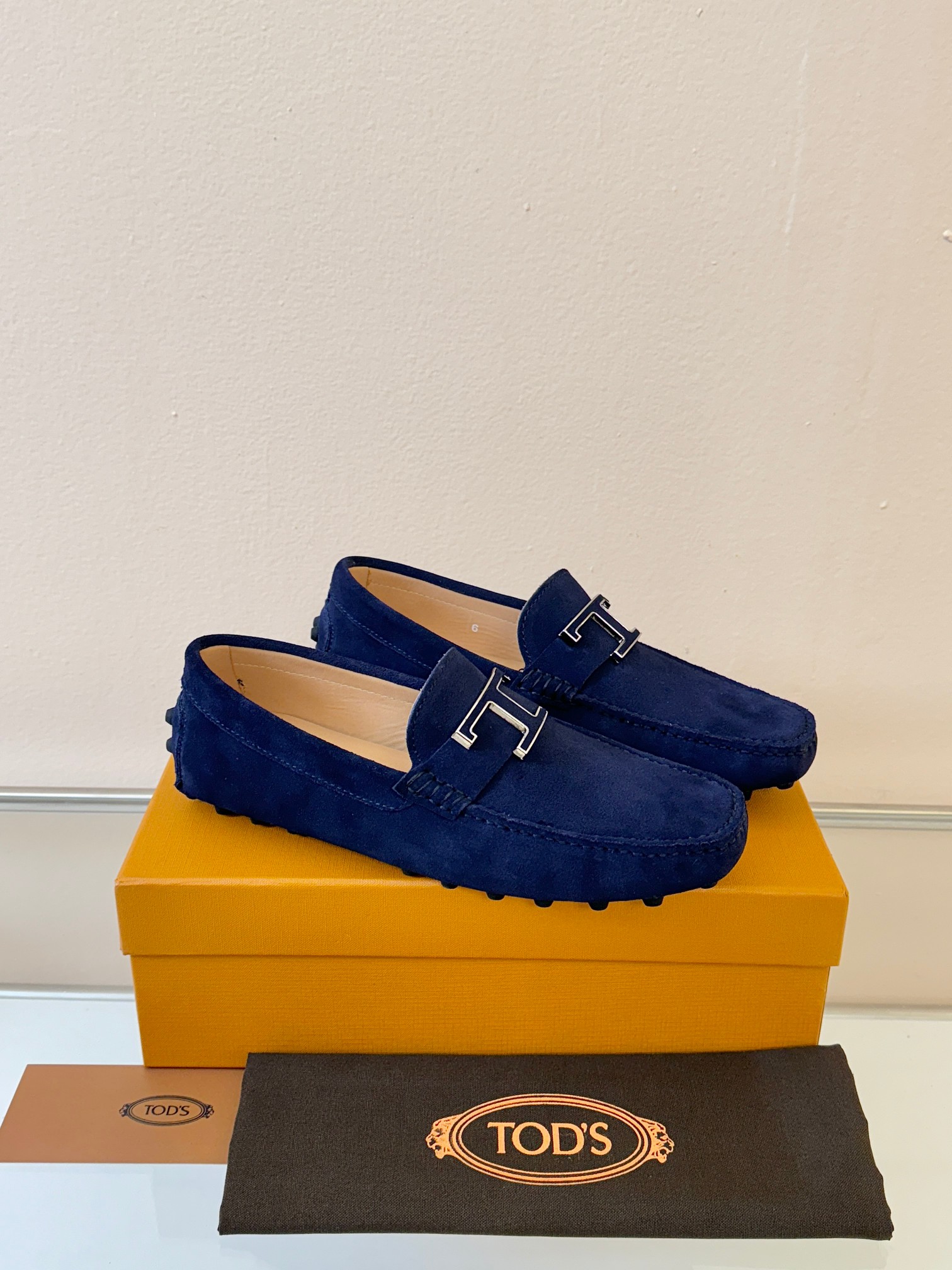 토즈(Tods) '남성 스웨이드 드라이빙 슈즈' 로퍼 구두 신발