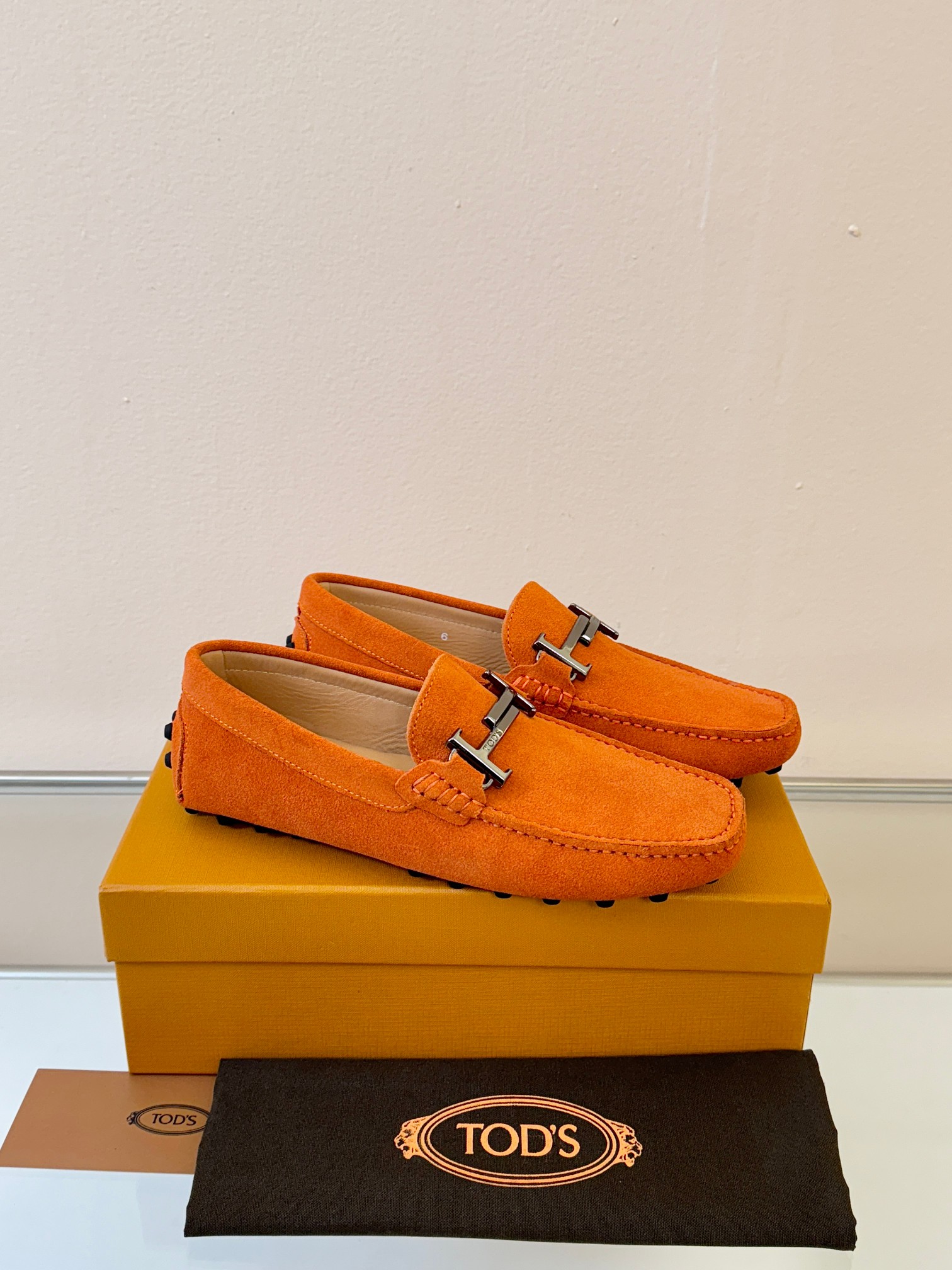 토즈(Tods) '남성 스웨이드 드라이빙 슈즈' 로퍼 구두 신발