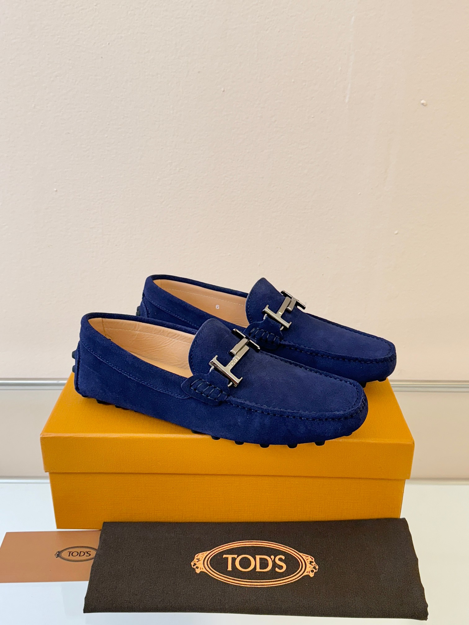 토즈(Tods) '남성 스웨이드 드라이빙 슈즈' 로퍼 구두 신발