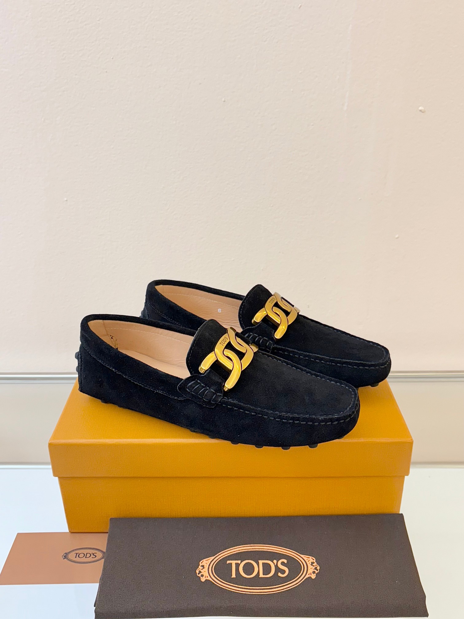 토즈(Tods) ‘남성 드라이빙 슈즈 로퍼 구두 신발