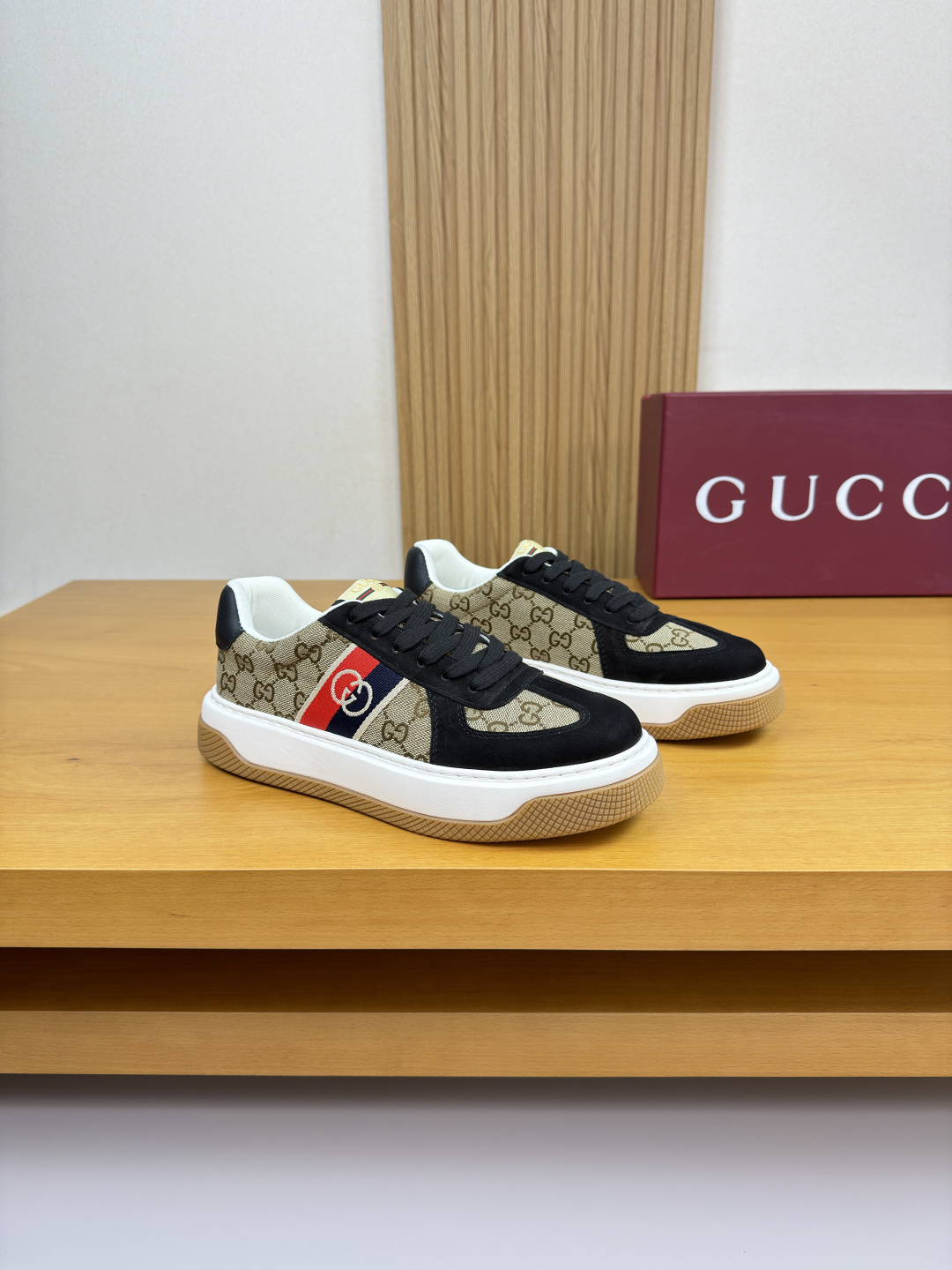 구찌(GUCCI) 프리미엄 스웨이드 콤비 런너 스니커즈 신발