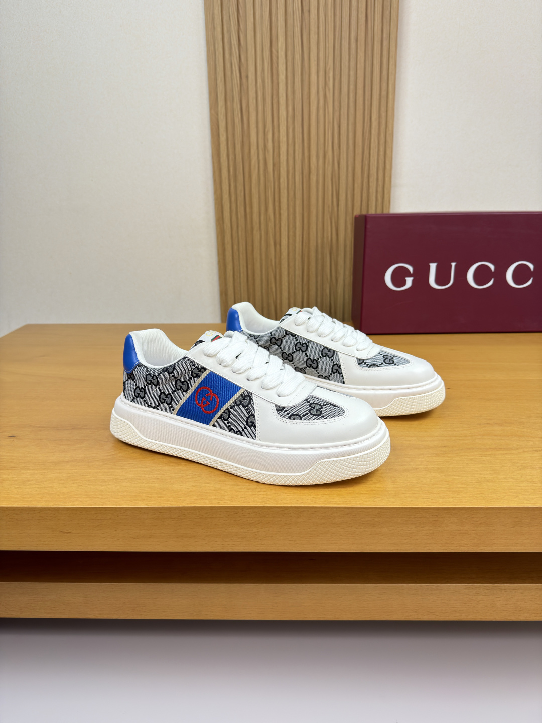 구찌(GUCCI) 프리미엄 스웨이드 콤비 런너 스니커즈 신발