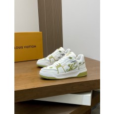 루이비통(LV) 트레이너(Trainer) 스니커즈 신발